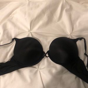 Victoria’s Secret Black Bombshell Bra 36 A/34 B